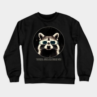 Total solar eclipse 2024 funny raccoon Crewneck Sweatshirt